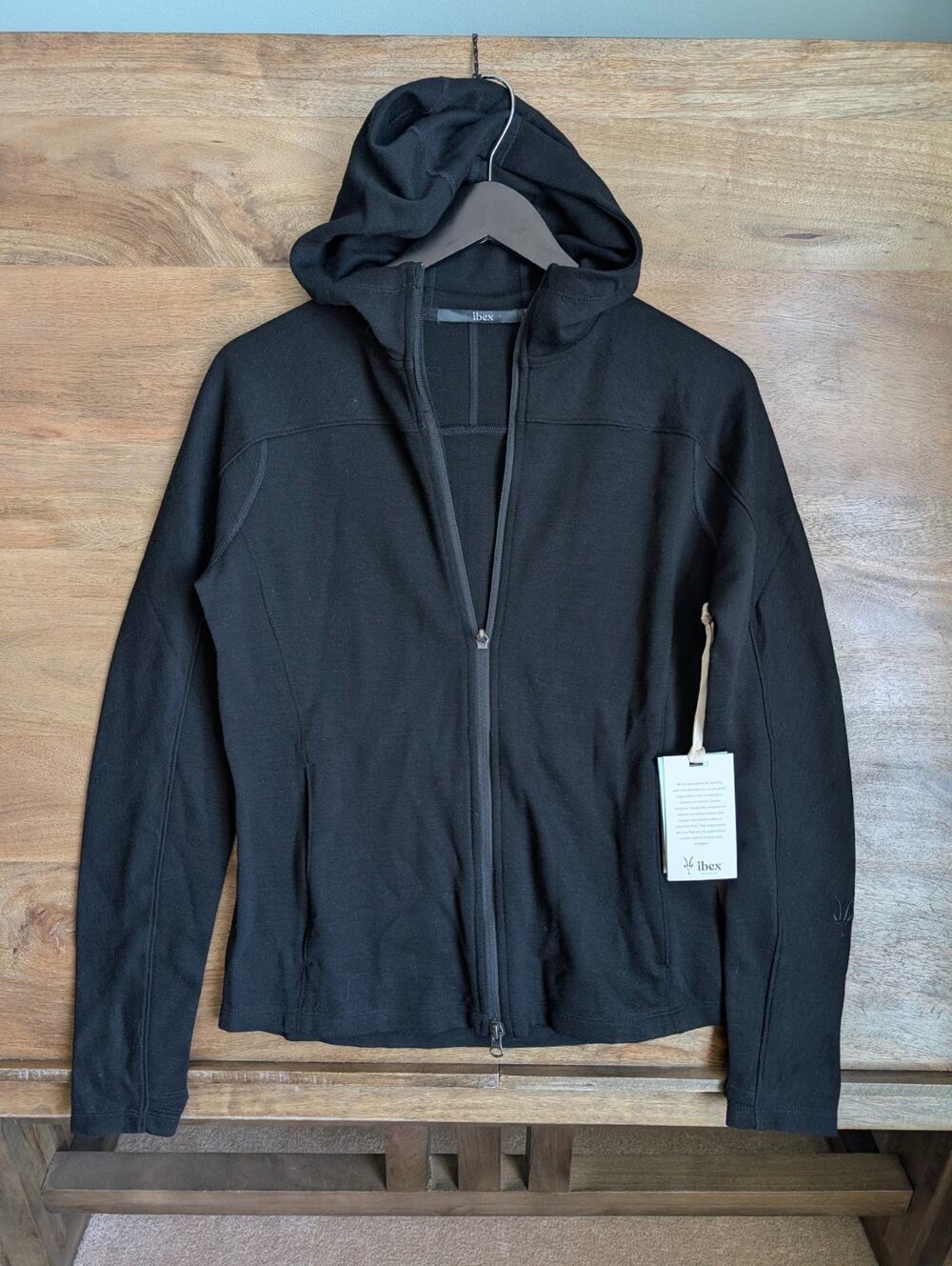 NWT IBEX Scuba Hoodie Womens Small Black Merino Wool Thumbhole Sleeve Full Zip